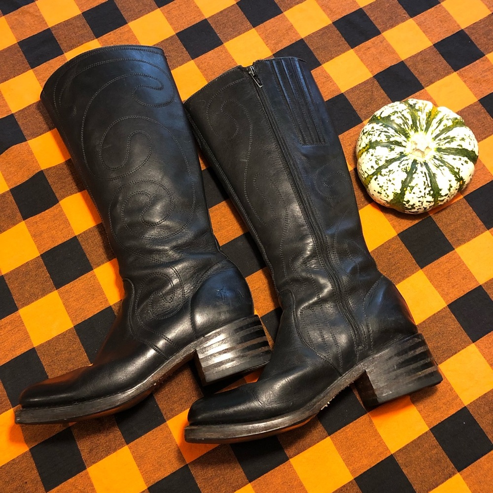 Frye Campus Swirl Black Leather Boots size 8 B